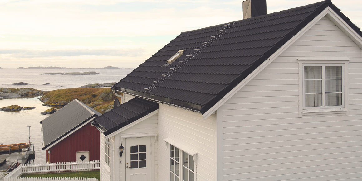 Å bytte takrenner gir husfasaden et løft og kan sørge for å få vann bort fra huset mer effektivt. Hos Montér får du et bredt utvalg av takrenner i ulike farger og fasonger, og du kan tilpasse til dine ønsker og behov. ​