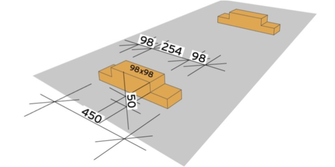 1. Kapp opp 2 stk. 98x98mm konstruksjonsvirke til 450mm lengde. Sag forsiktig ut 50x98mm i endene med en håndsag. Puss over ujevne kanter med sandpapir.