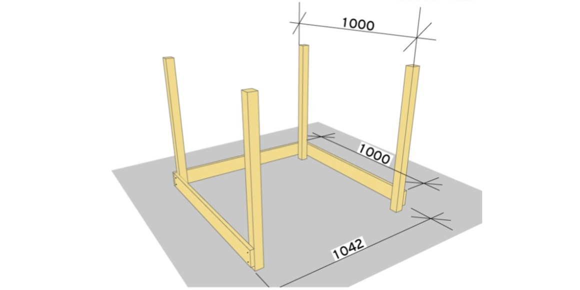 3. Kapp til neste terrassebord til 1000mm og fest som i trinn 1. Kapp til den siste stolpen 48x48 til 850mm og fest ytterst i bordet, 30mm fra bakken som de andre.