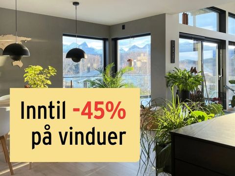 nye vinduer i et nyoppusset hus, med banner hvor det vises inntil -45% rabatt på vinduer hos Montér nye vinduer i et nyoppusset hus, med banner hvor det vises inntil -45% rabatt på vinduer hos Montér