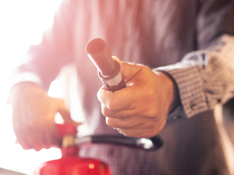 Brannslukningsutstyr – hva bør du ha i boligen?