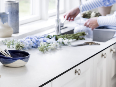 Velg riktig kjøkkenvask for dine behov I et skandinavisk kjøkken er vasken et verktøy som samtidig skal fungere med et interiør. Se vårt utvalg av kjøkkenvasker og blandebatterier.