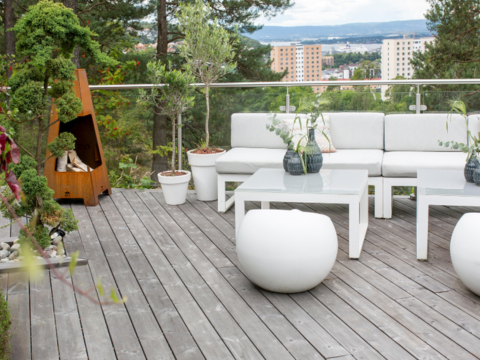Terrasse med hagemøbler Terrasse med hagemøbler