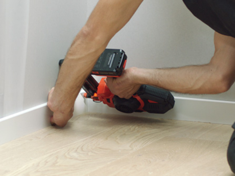 Montér tilbyr klimatiserte listverksrom slik at du kan montere listene samme dag som du kjøper dem i byggevarehuset.