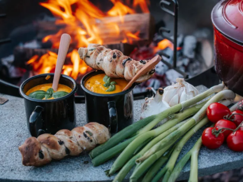 Lage mat på bålpannen? Lage mat på bålpannen?