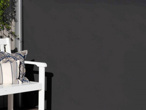 Skjerm uteplassen med utrekkbart sideseil Skjerm uteplassen med utrekkbart sideseil